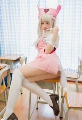 睡衣女情趣制服免脱_1080电影在线观看